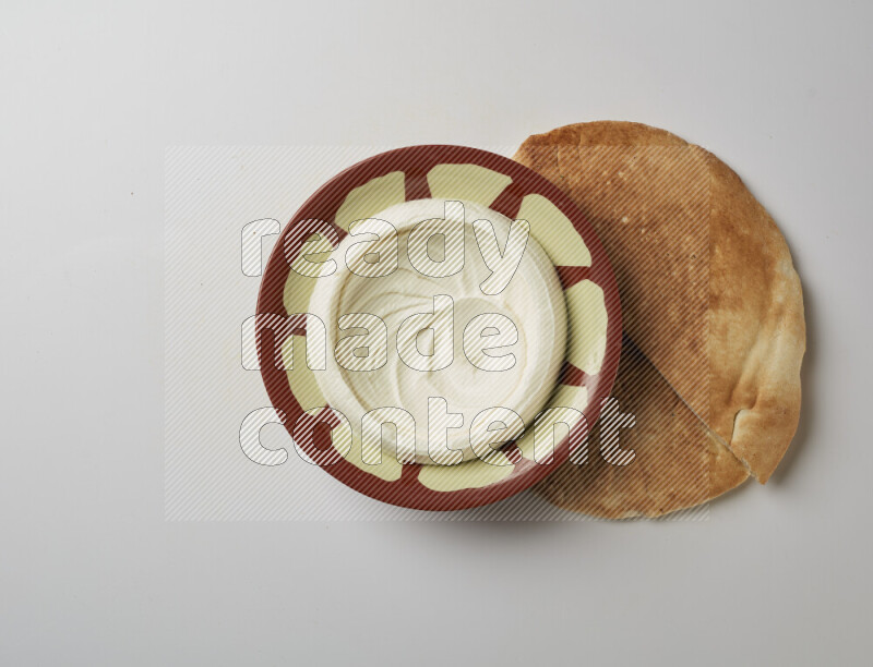 Plain Lebnah in a traditional plate on a white background