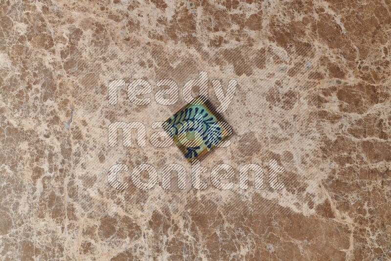 قواعد أكواب مزخرفة على خلفية من الرخام البيج